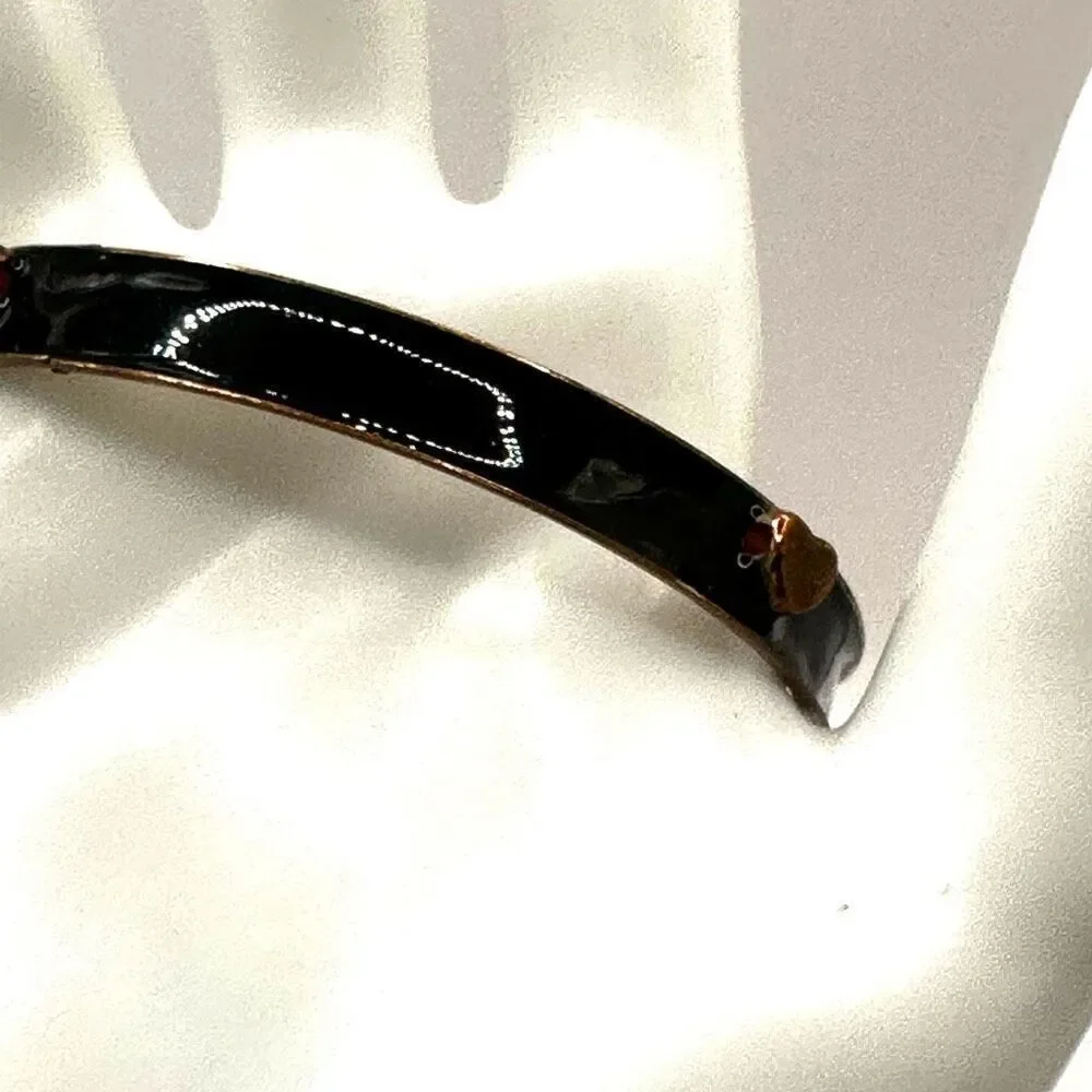 Black heart bangle bracelet